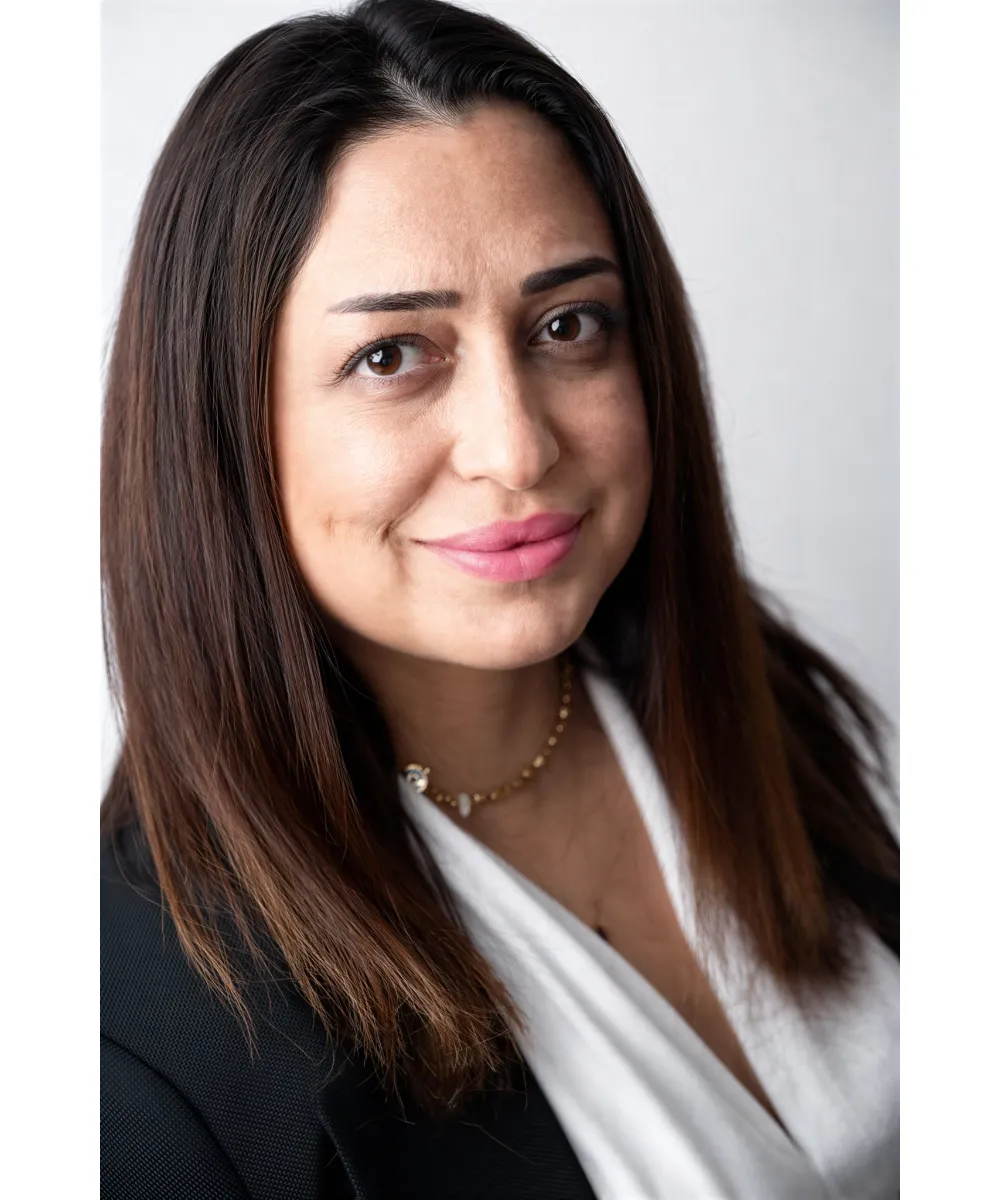 Monsia Abdo courtier immobilier résidentiel à Laval chez Groupe Sutton excellence